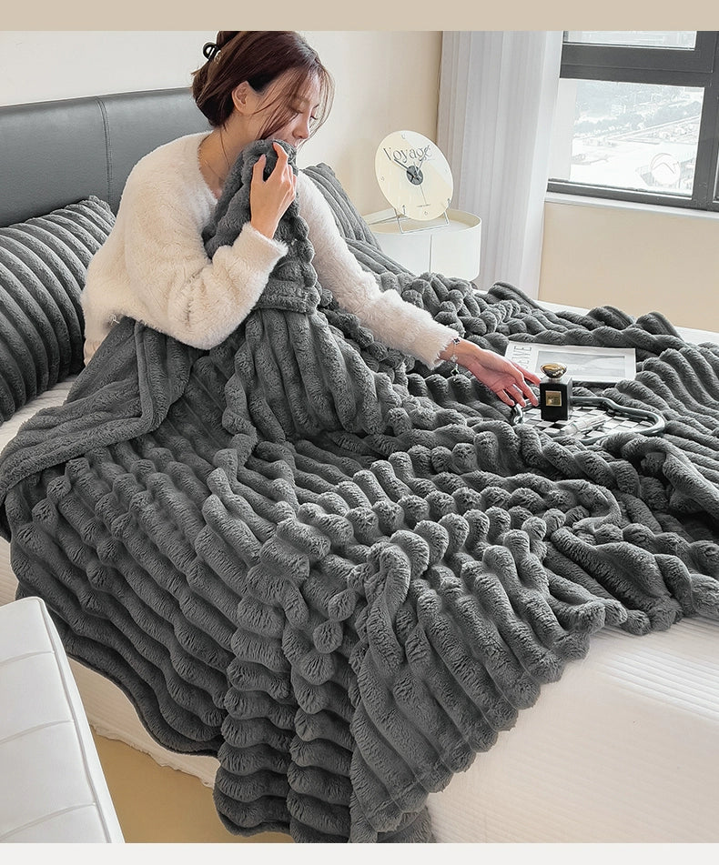Rabbit Plush Blanket Winter Thick Coral Fleece Blanket Office Nap Blanket Sofa Blanket