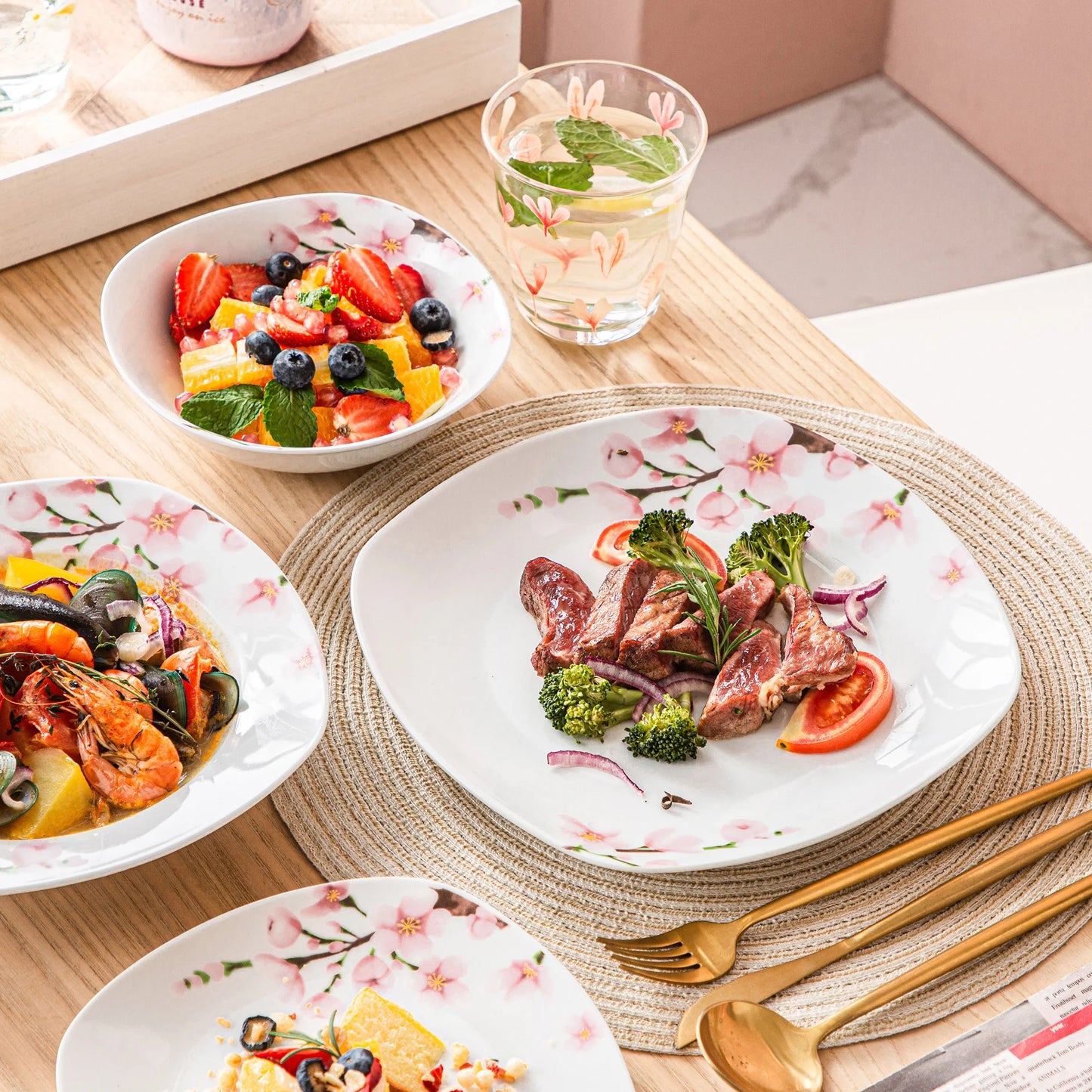 VEWEET ANNIE 48-Piece Porcelain Ceramic Tableware Dinner Plate Set with Bowl